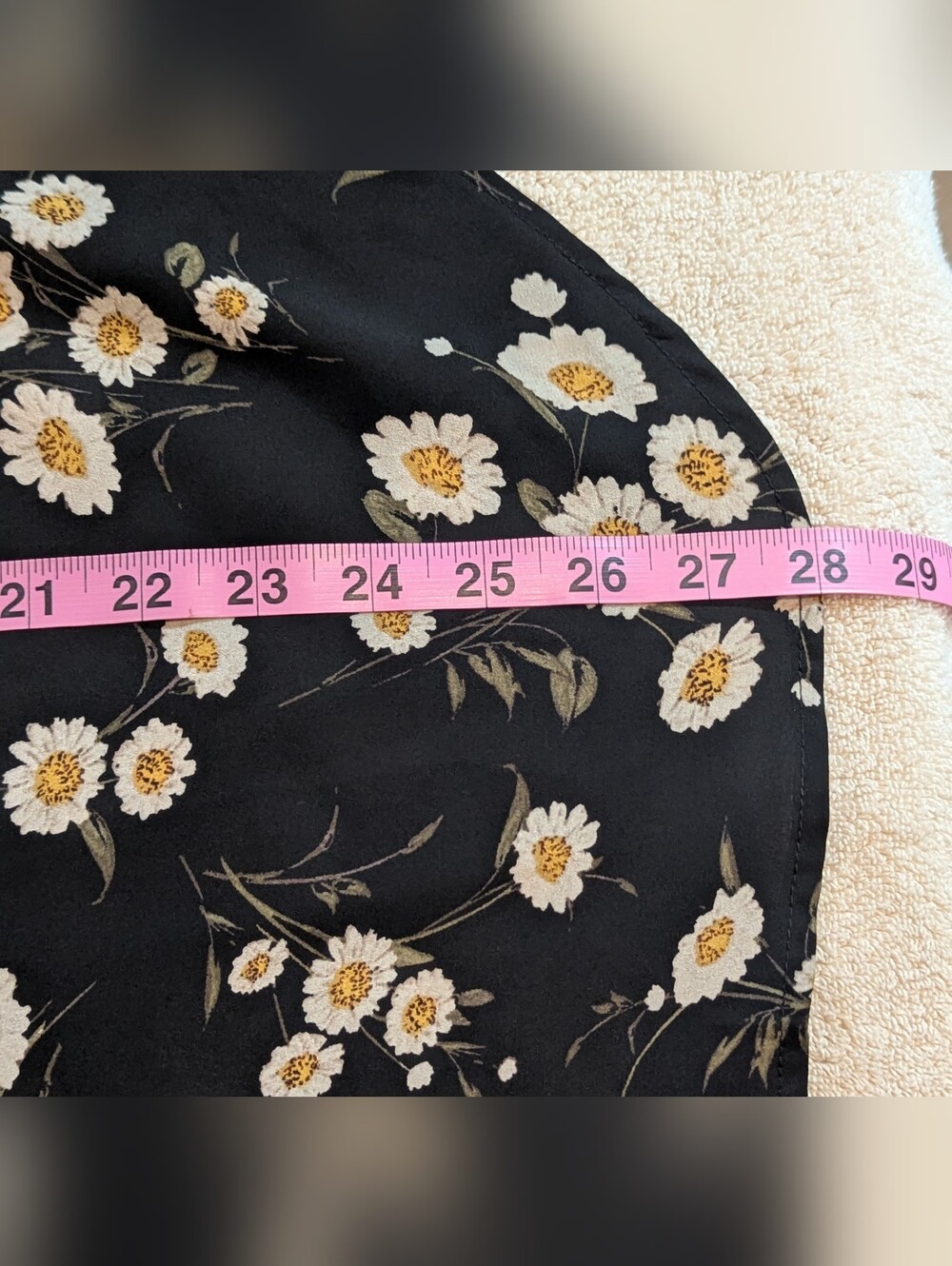 $20 Torrid Plus Size L/12 Harper Black Daisy Floral Chiffon Pullover Blouse Top - Picture 5 of 5
